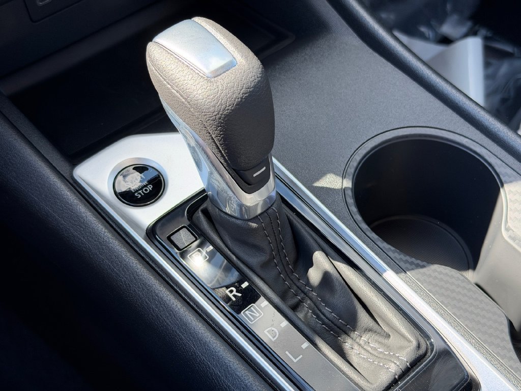 New 2026 Nissan Altima 2.5 SV FWD image 9