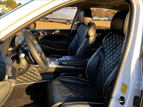 Used 2023 Genesis GV80 3.5T w/ Prestige Matte Package image 8