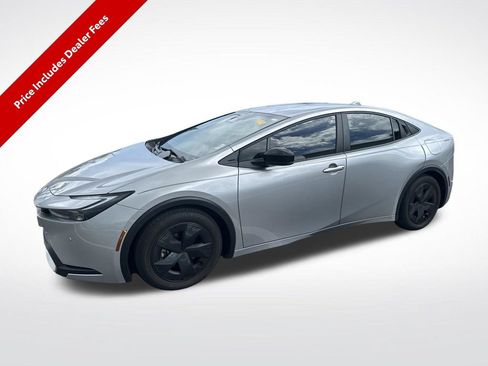 Used 2023 Toyota Prius Prime FWD image 1