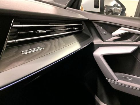 Used 2025 Audi A3 2.0T Premium image 26