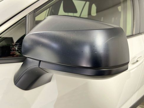 Used 2023 Toyota RAV4 LE AWD/4WD image 13