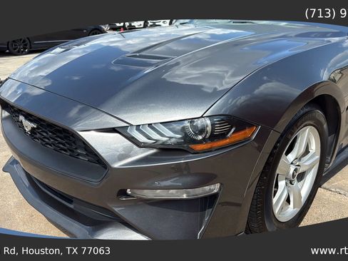Used 2018 Ford Mustang Coupe image 13