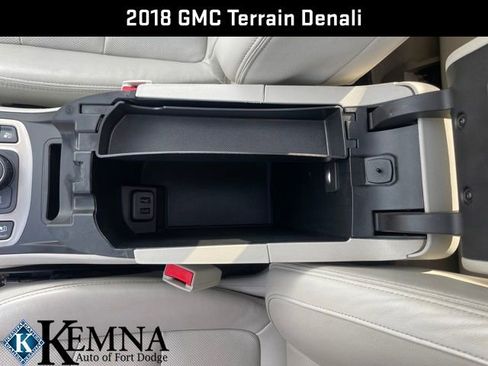Used 2018 GMC Terrain Denali w/ Advanced Safety Package image 29