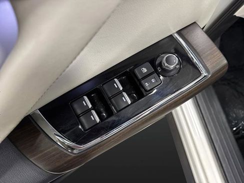 Used 2023 MAZDA CX-9 Signature image 29