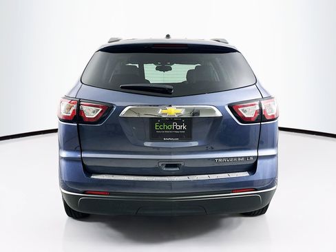 Used 2014 Chevrolet Traverse LS image 7