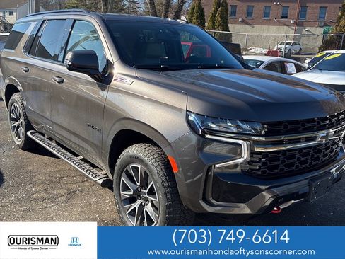 Used 2021 Chevrolet Tahoe Z71 w/ Z71 Signature Package image 1