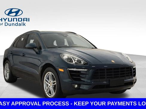 Used 2017 Porsche Macan AWD/4WD image 3