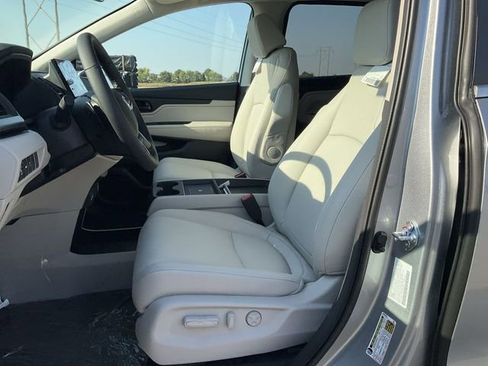 Used 2026 Honda Odyssey EX-L image 19