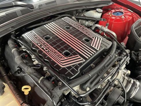 Used 2019 Chevrolet Camaro ZL1 image 28