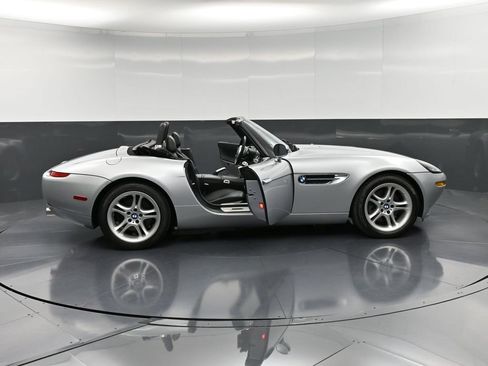 Used 2001 BMW Z8 image 41