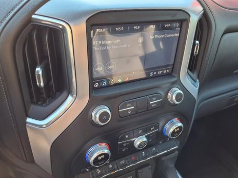 Used 2022 GMC Sierra 1500 SLT w/ SLT Premium Package image 32