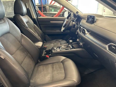 Used 2018 MAZDA CX-5 Touring w/ Preferred Equipment Package image 18