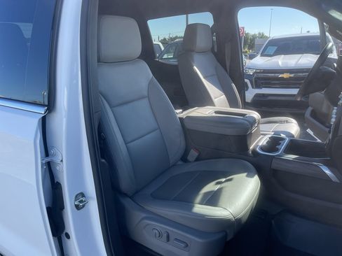 Used 2021 GMC Sierra 1500 SLT w/ SLT Premium Plus Package AWD/4WD image 29