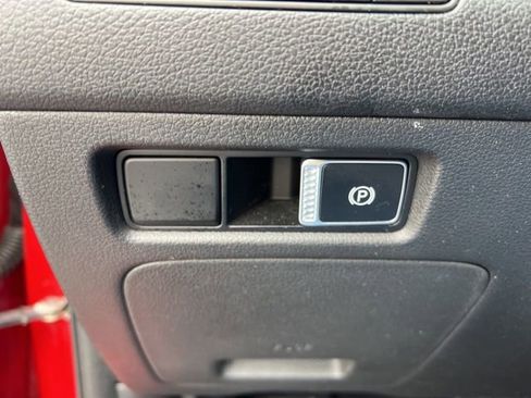 Used 2021 Hyundai Santa Fe SEL image 12