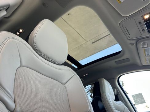 New 2026 Lincoln Aviator Reserve AWD/4WD image 17
