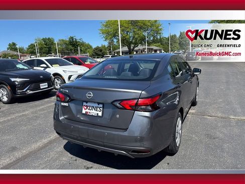 Used 2024 Nissan Versa S FWD image 7