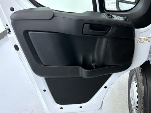 New 2026 RAM ProMaster 1500 w/ Convenience Group image 9