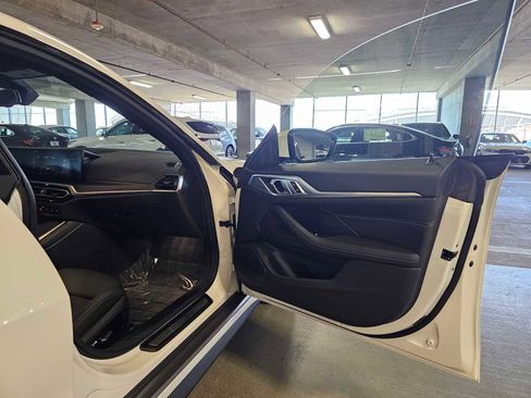 Used 2023 BMW i4 eDrive35 RWD image 37
