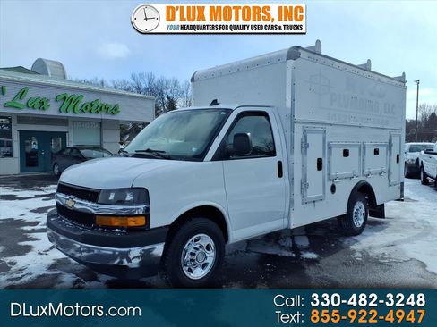Used 2019 Chevrolet Express 3500 w/ Power Convenience Package image 1