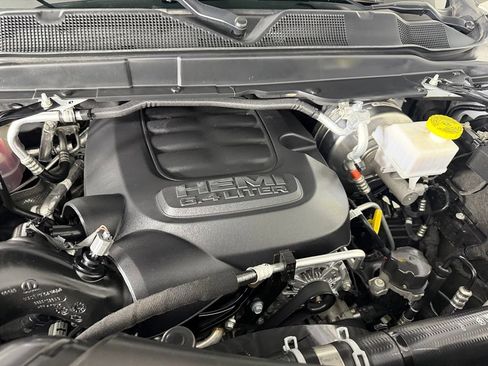 Certified 2026 RAM 2500 Big Horn AWD/4WD image 34