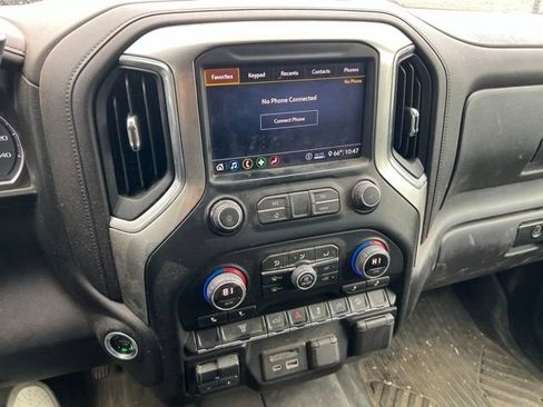 Used 2020 Chevrolet Silverado 3500 LTZ AWD/4WD image 12