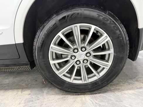 Used 2019 Cadillac XT5 Luxury image 26