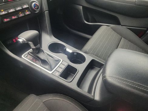 Used 2018 Kia Sportage LX AWD/4WD image 26