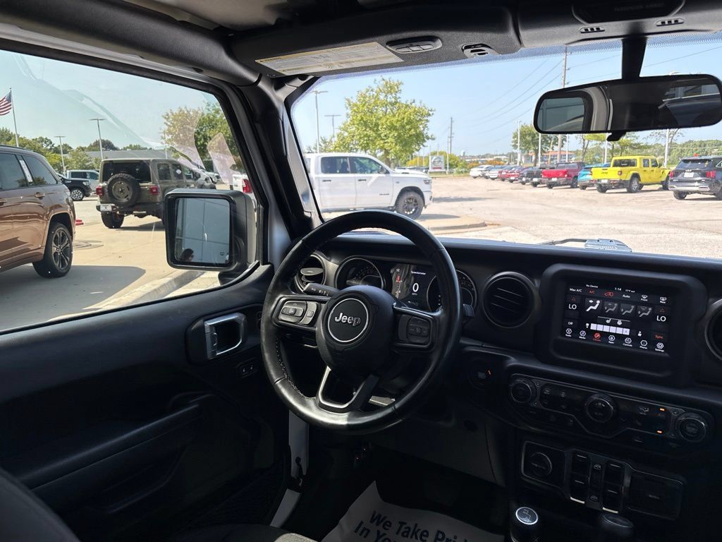 Used 2022 Jeep Wrangler Unlimited Sport AWD/4WD image 23