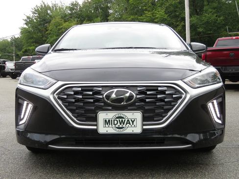 Used 2021 Hyundai Ioniq SE FWD image 2