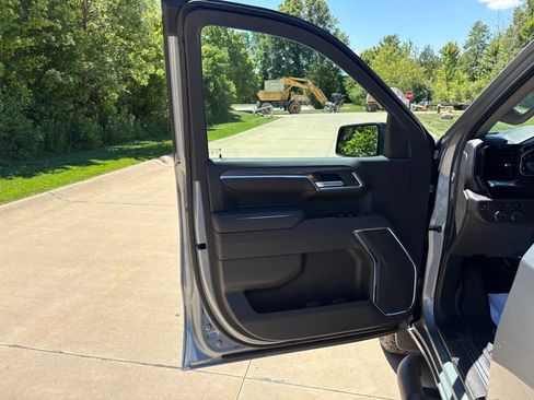 New 2026 Chevrolet Silverado 1500 RST w/ RST Select Package AWD/4WD image 13