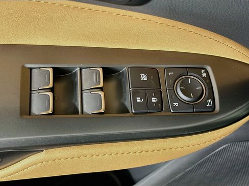 Used 2025 Lexus NX 250 FWD w/ Premium Package image 15