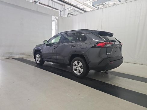 Used 2021 Toyota RAV4 XLE w/ Convenience Package AWD/4WD image 6