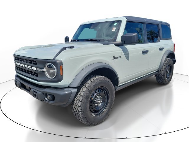 Used 2022 Ford Bronco Black Diamond AWD/4WD image 2