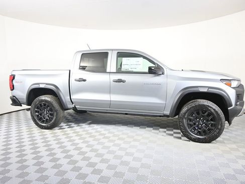 New 2026 Chevrolet Colorado Trail Boss AWD/4WD image 9