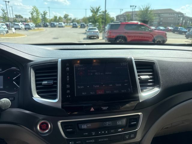 Used 2017 Honda Ridgeline RTL-T image 14