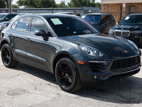 Used 2017 Porsche Macan AWD/4WD image 18