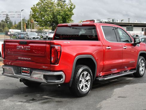 Used 2024 GMC Sierra 1500 SLT image 8