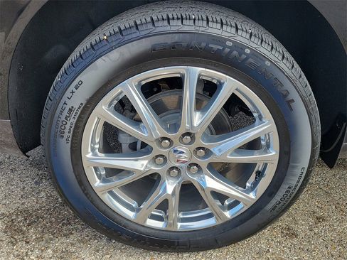 Used 2023 Buick Enclave Essence w/ Experience Buick Package image 6