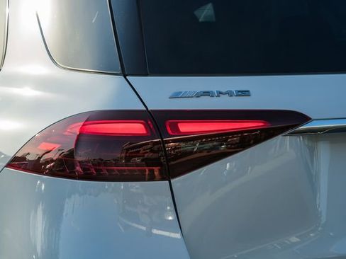 New 2026 Mercedes-Benz GLE 63 AMG S image 7