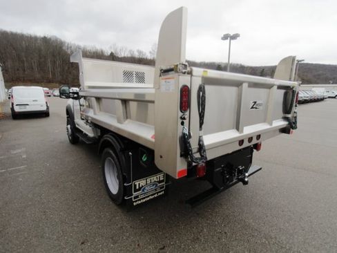 Used 2024 Ford F550 4x4 Regular Cab Super Duty image 6