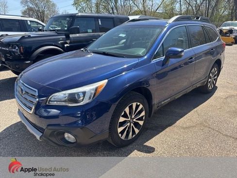 Used 2015 Subaru Outback 3.6R Limited AWD/4WD image 2