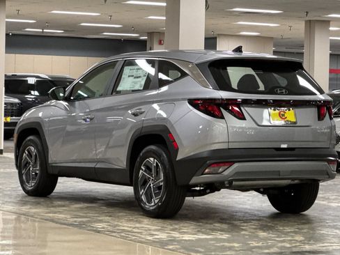 New 2026 Hyundai Tucson Blue SE AWD/4WD image 6