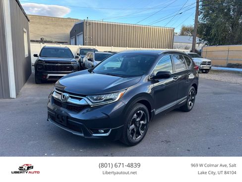 Used 2019 Honda CR-V Touring image 1