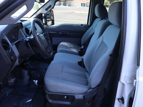 Used 2016 Ford F250 XL w/ Power Equipment Group AWD/4WD image 19
