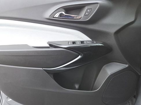 New 2026 Chevrolet Trax LT image 31