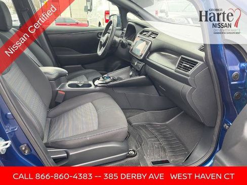 Certified 2025 Nissan Leaf SV Plus image 18