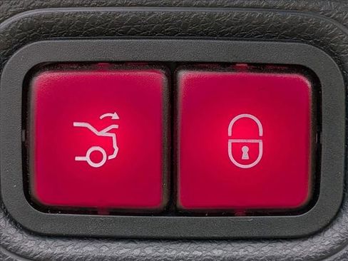 Certified 2019 Mercedes-Benz E 300 image 18