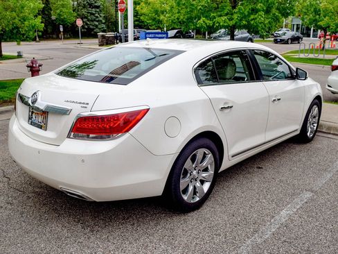 Used 2010 Buick LaCrosse CXS FWD image 4