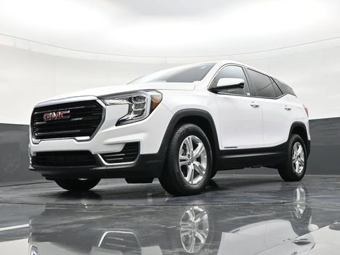 Used 2022 GMC Terrain SLE image 21
