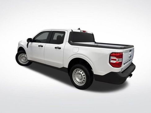 Used 2024 Ford Maverick XL image 3